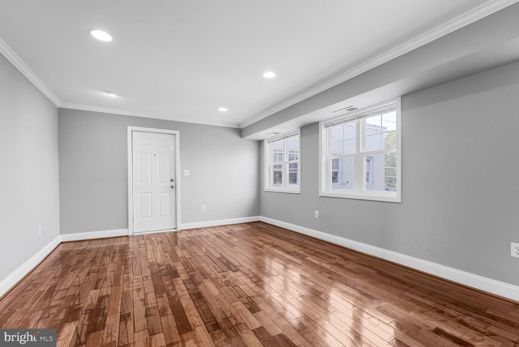 3876 9TH STREET SE 301