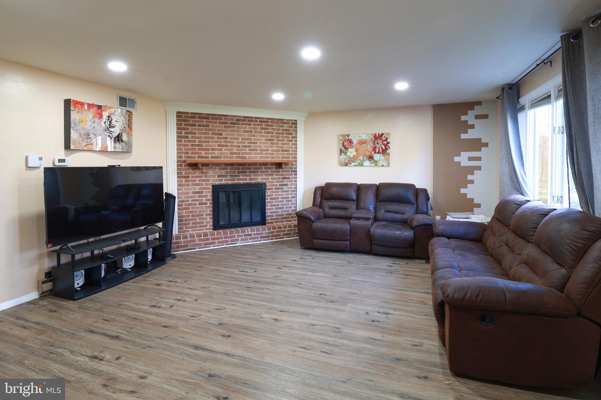 SALEM PARK - Residential