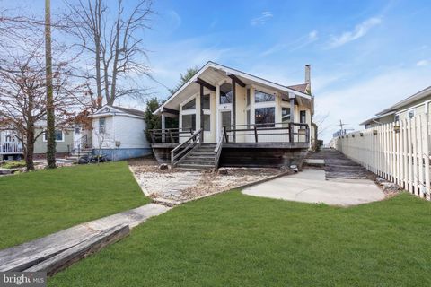 Homes For Sale - 47 S Locust Avenue<br/> SALEM, NJ 08079