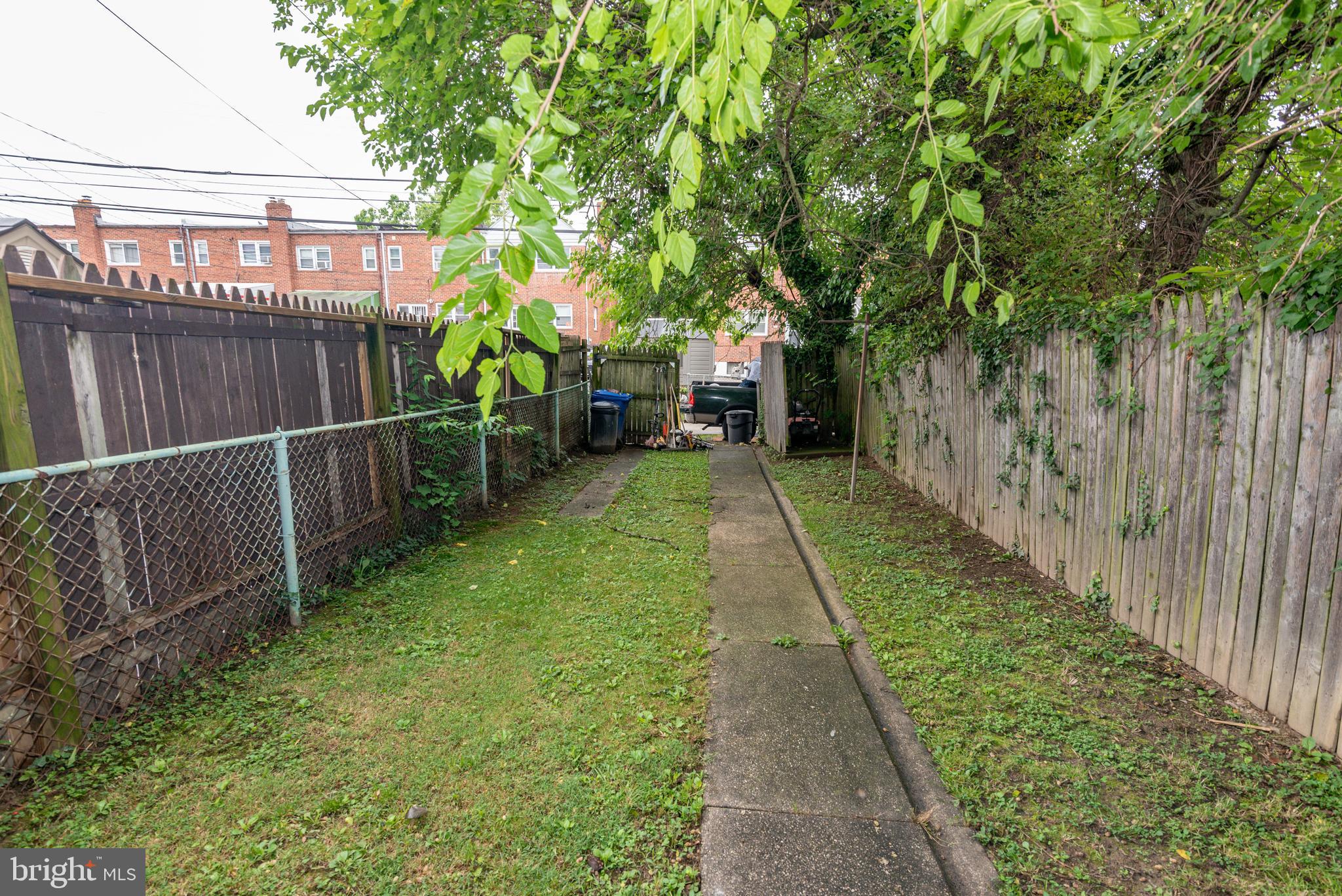 PARKSIDE - Residential