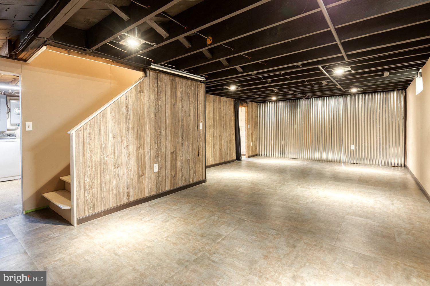 BACK RIVER HIGHLANDS - Residential