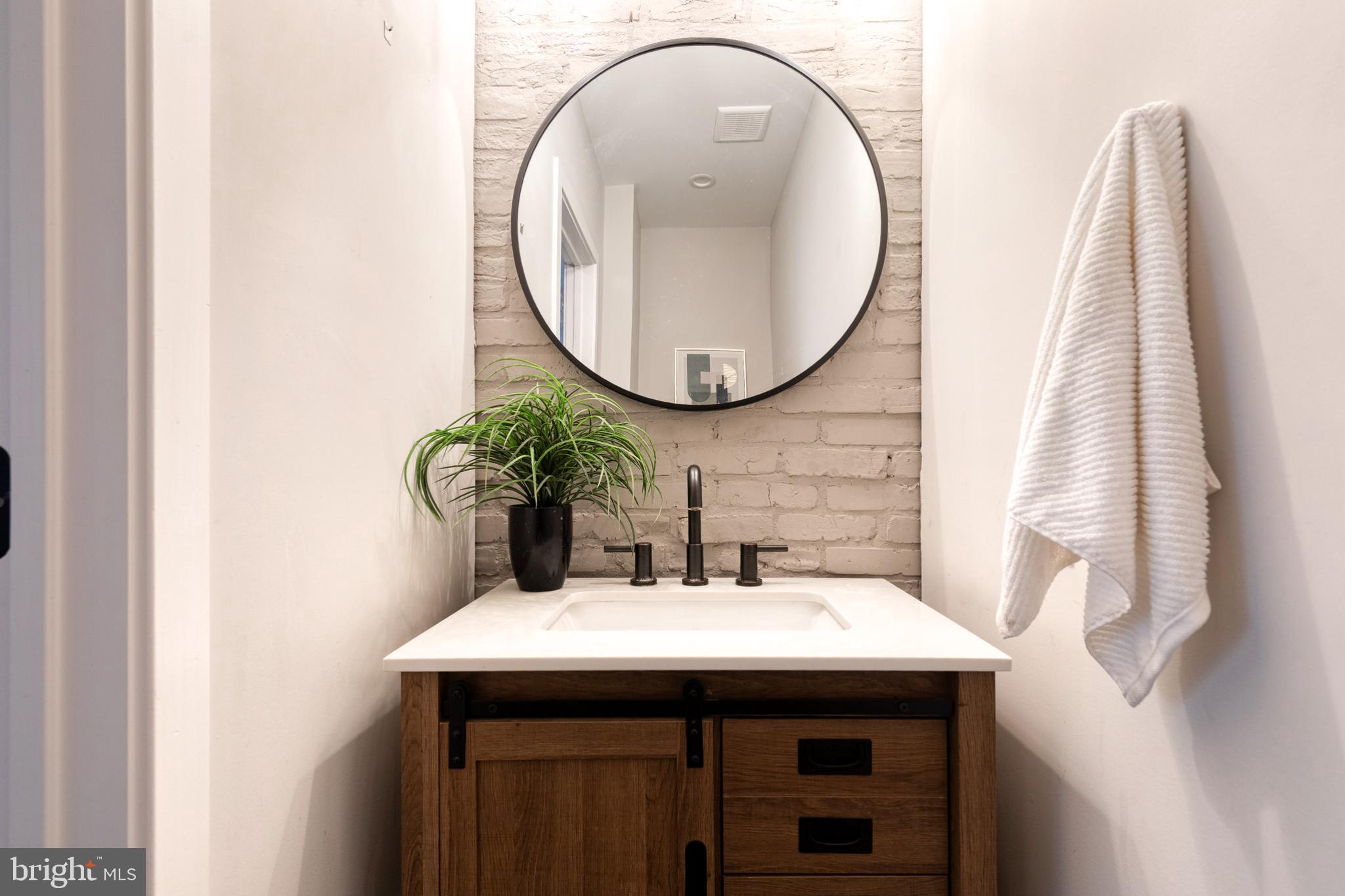 HIGHLANDTOWN - Residential