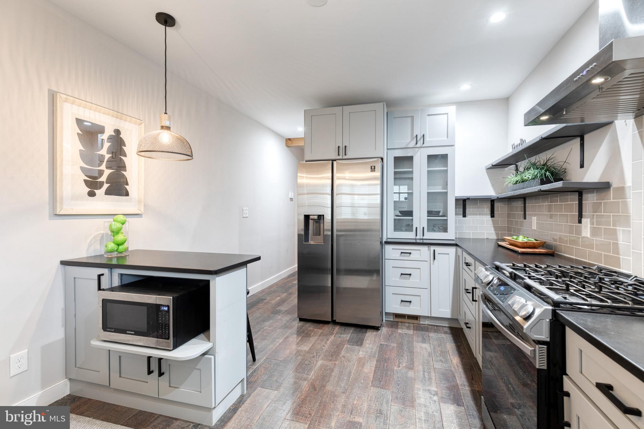 HIGHLANDTOWN - Residential