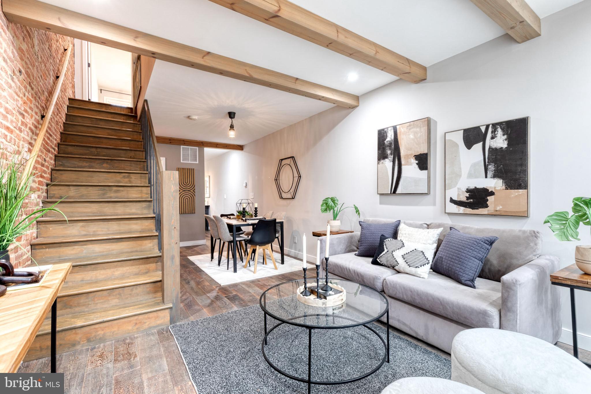 HIGHLANDTOWN - Residential