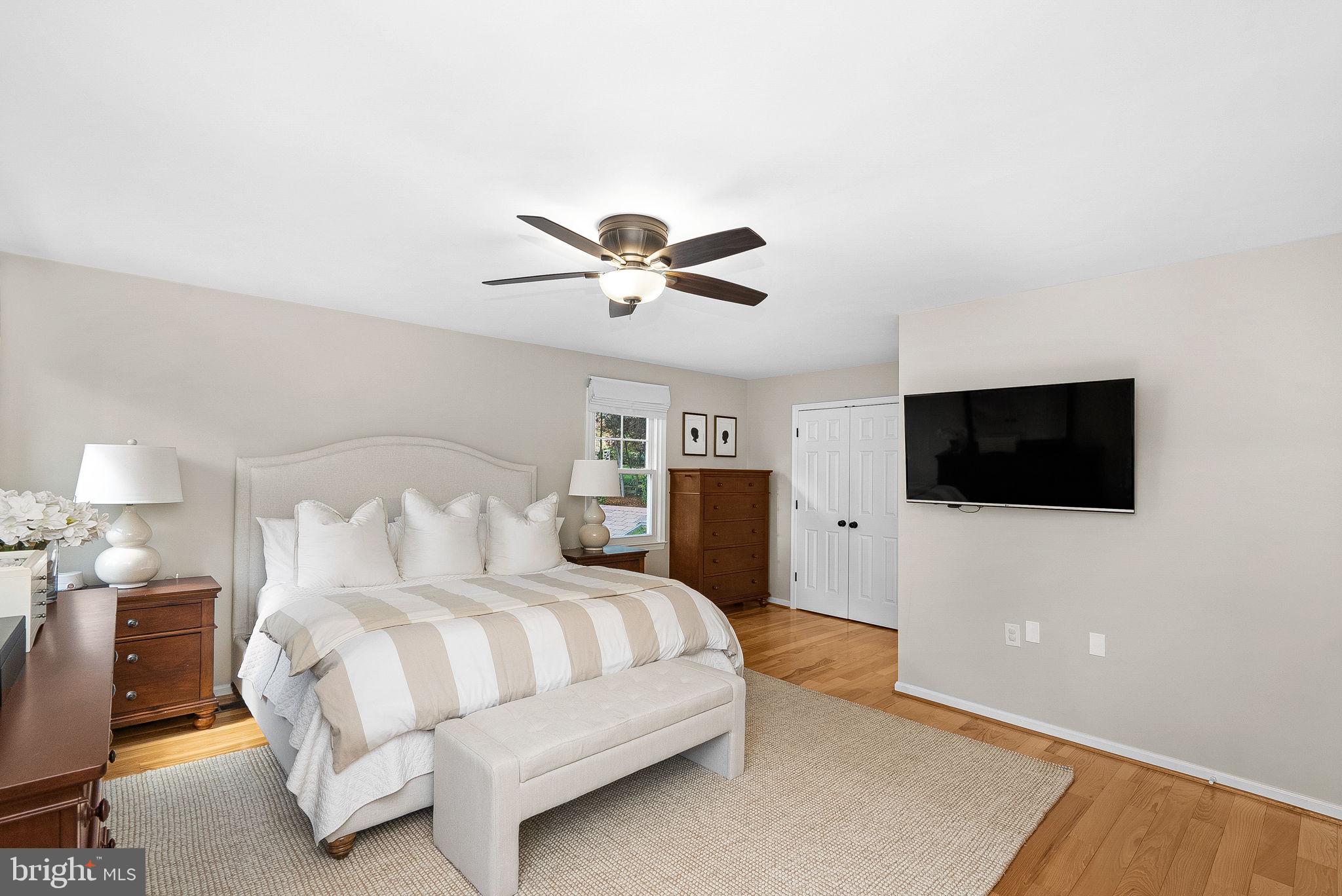 HICKORY CREEK - Residential