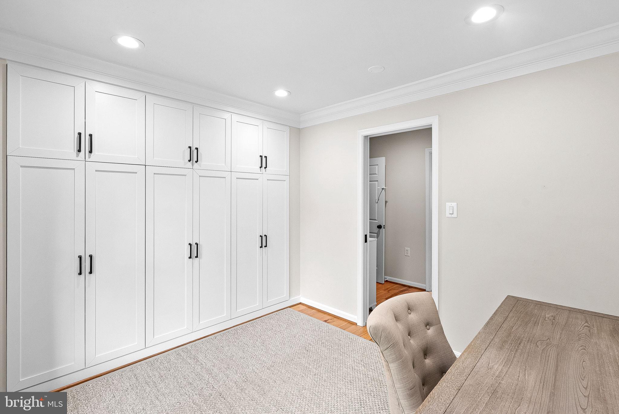 HICKORY CREEK - Residential