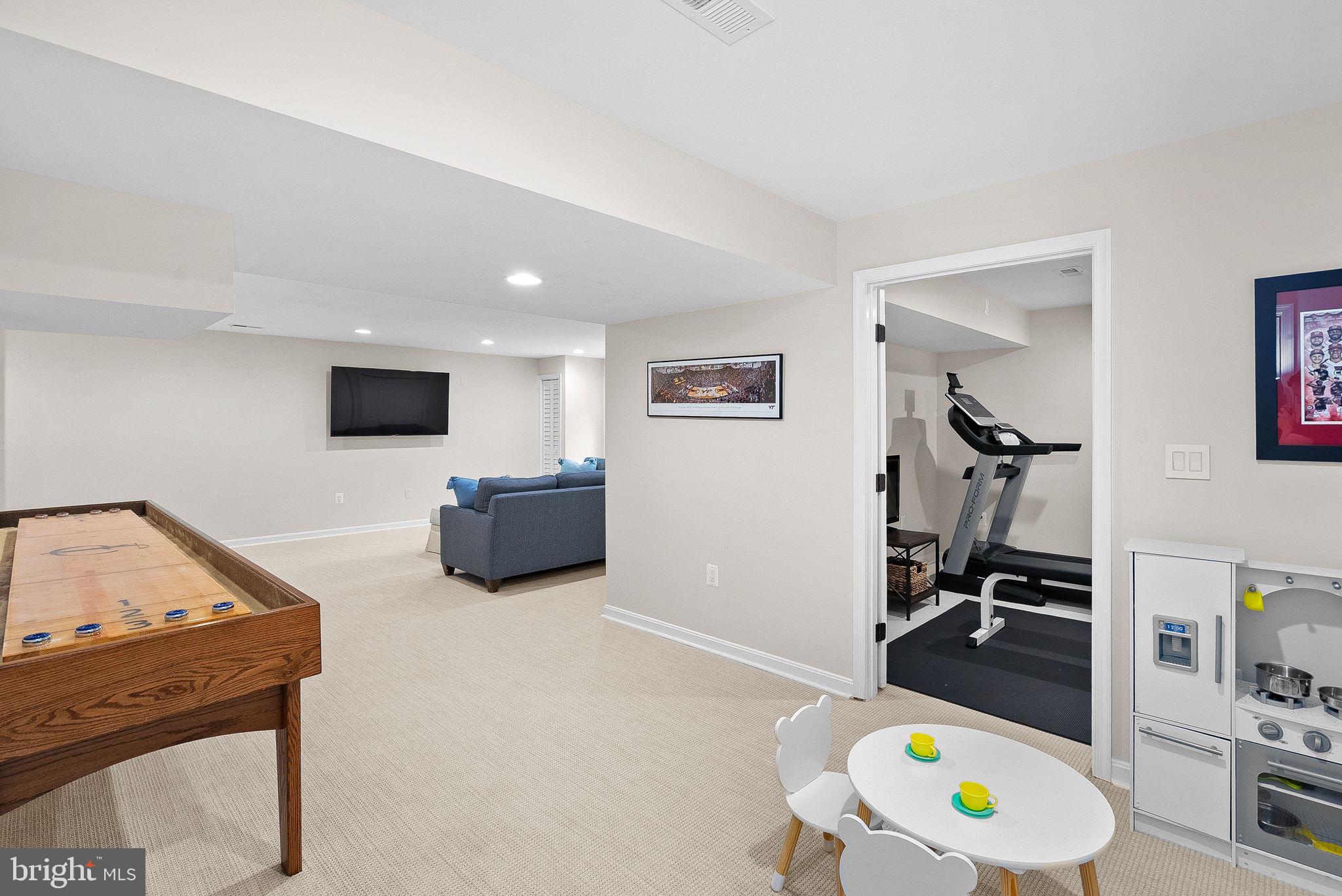 HICKORY CREEK - Residential