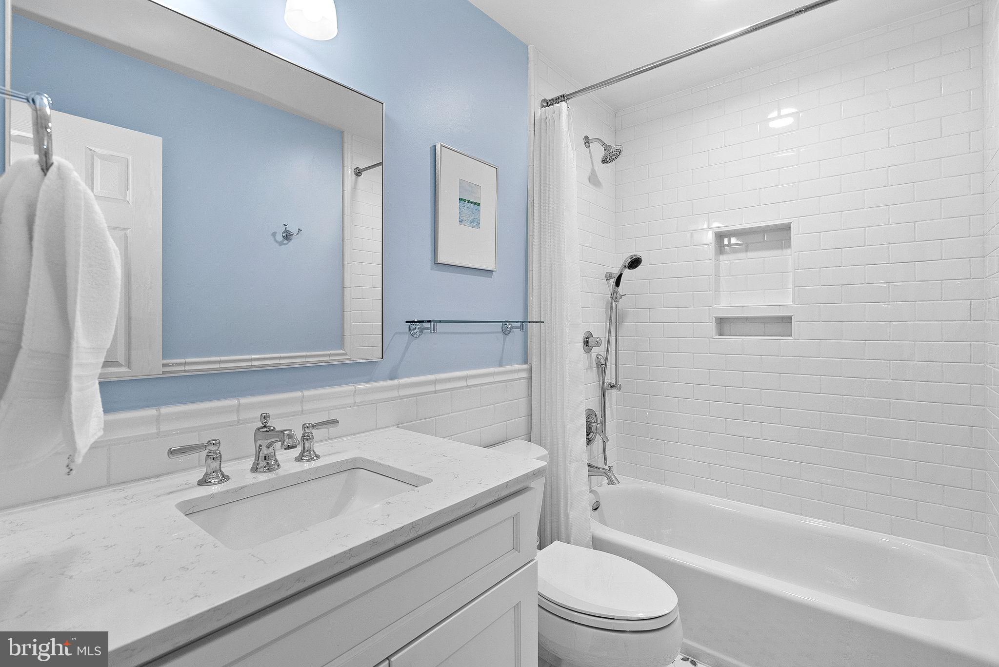 HICKORY CREEK - Residential