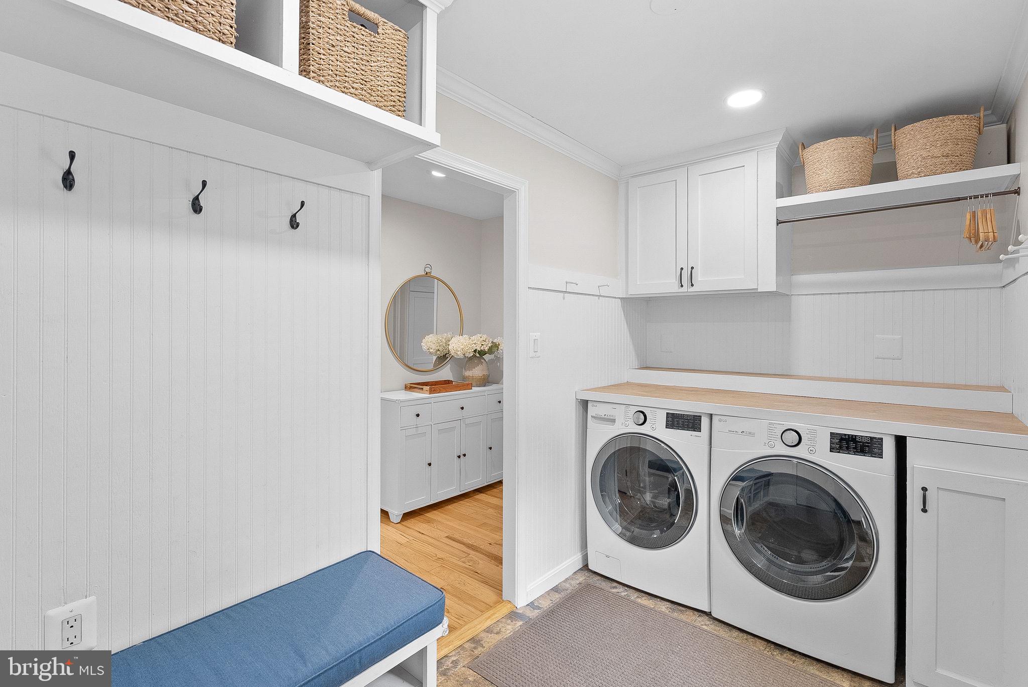 HICKORY CREEK - Residential