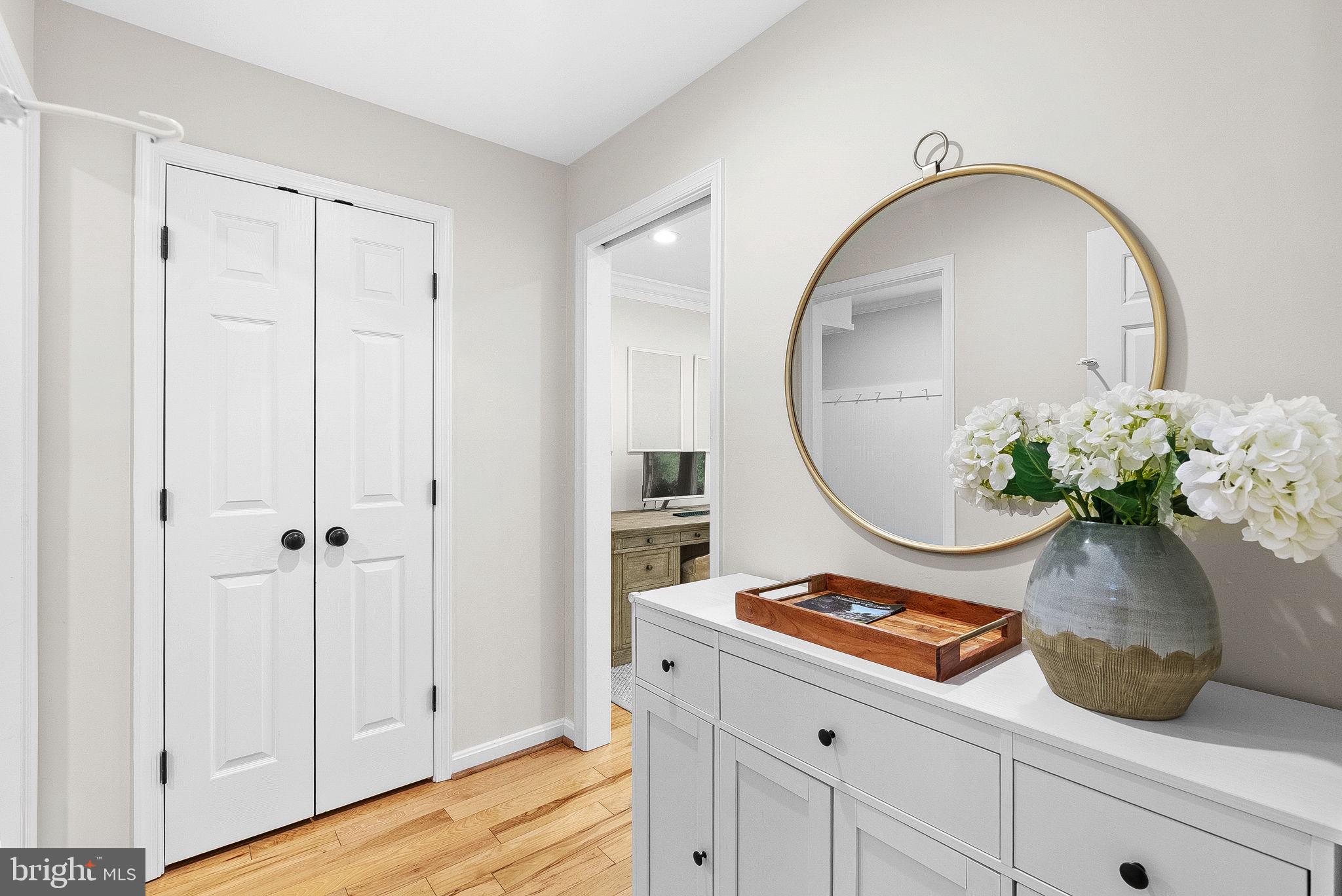 HICKORY CREEK - Residential