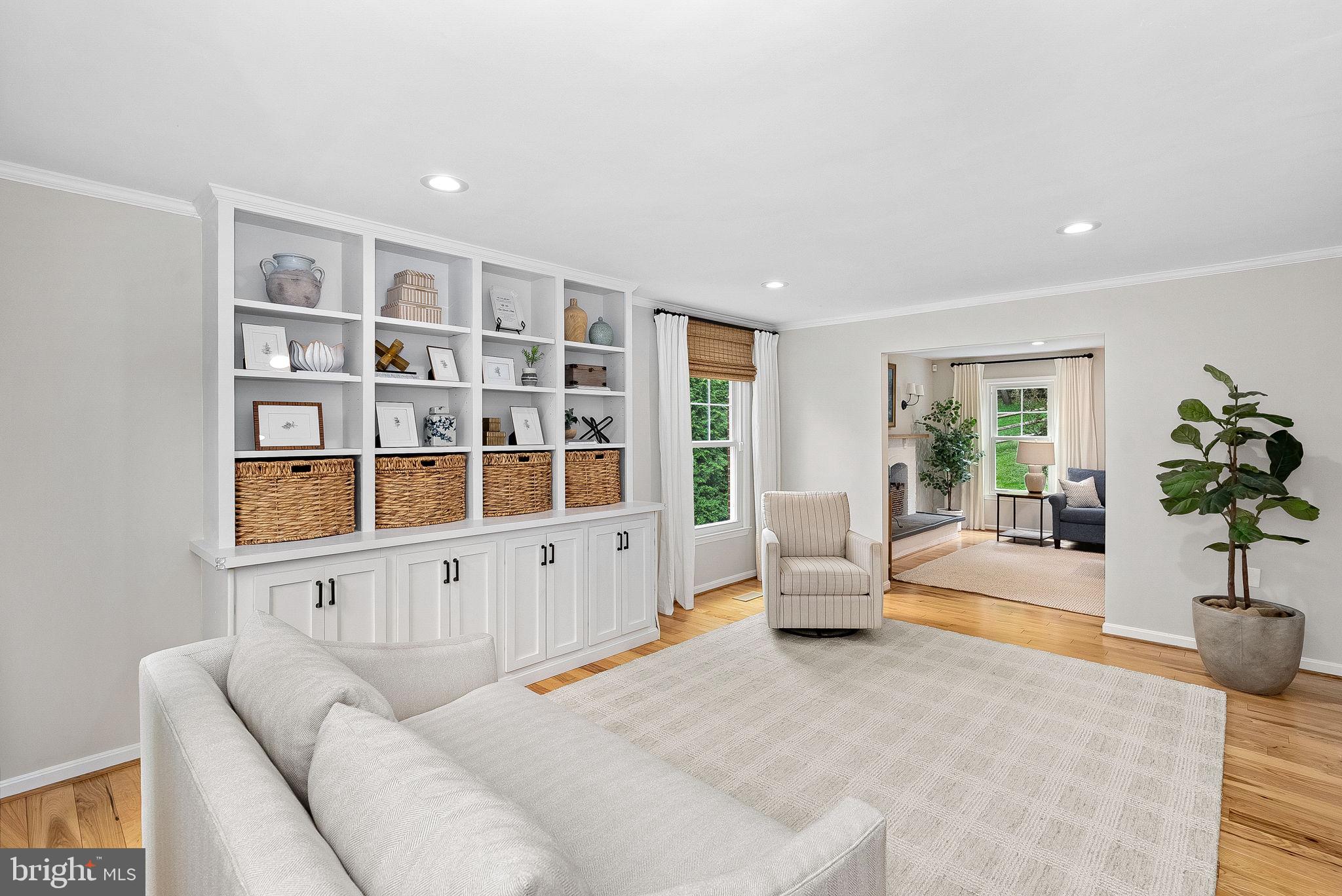 HICKORY CREEK - Residential