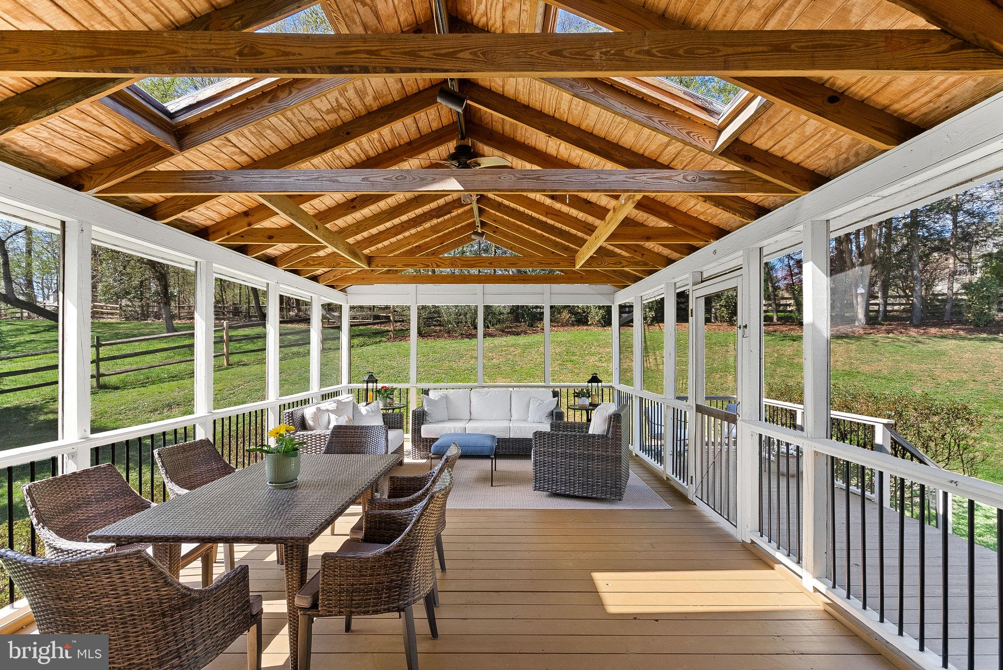 HICKORY CREEK - Residential