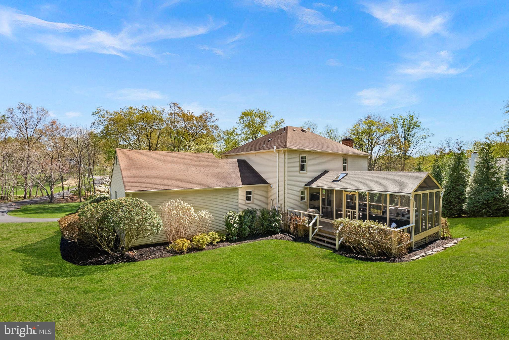 HICKORY CREEK - Residential