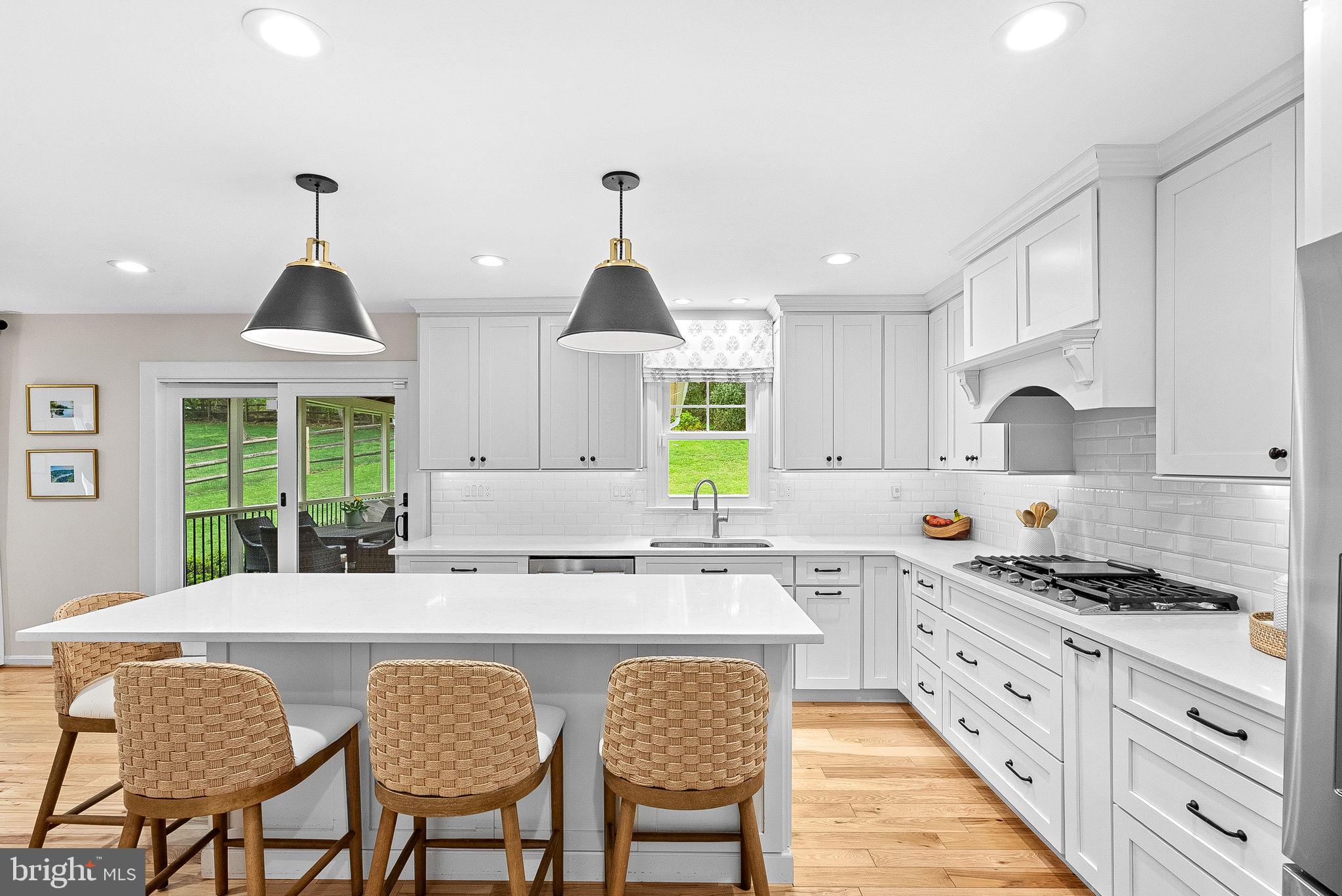 HICKORY CREEK - Residential