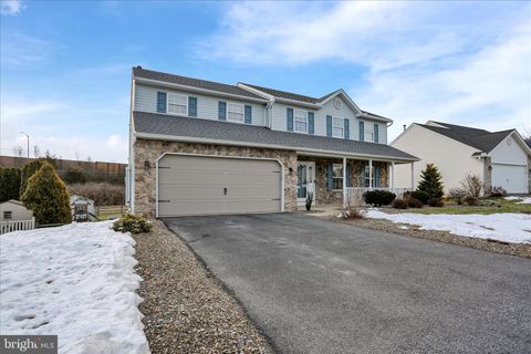 Homes For Sale - 2403 John Henry Drive<br/> READING, PA 19608