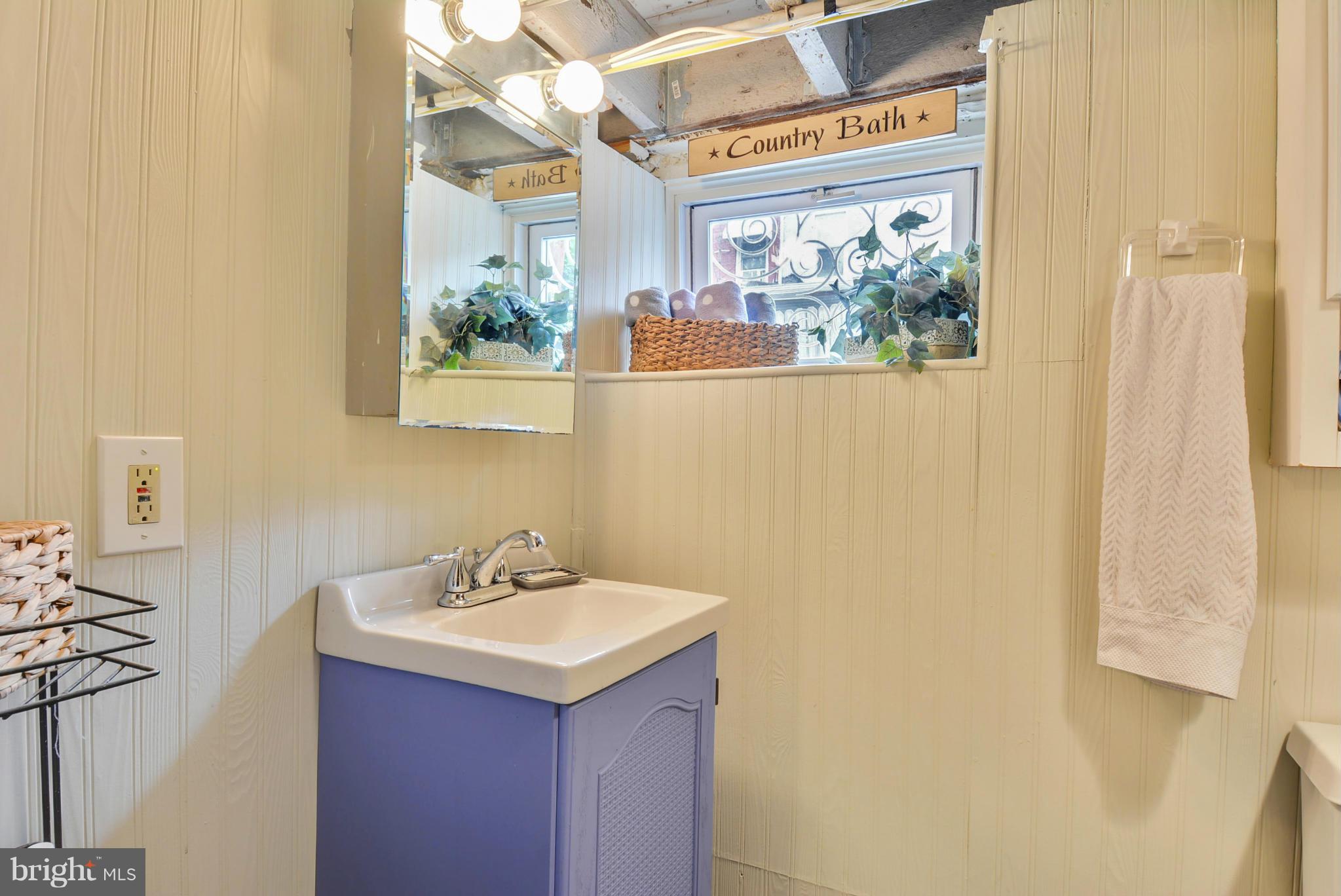 HAMPDEN HISTORIC DISTRICT - Residential