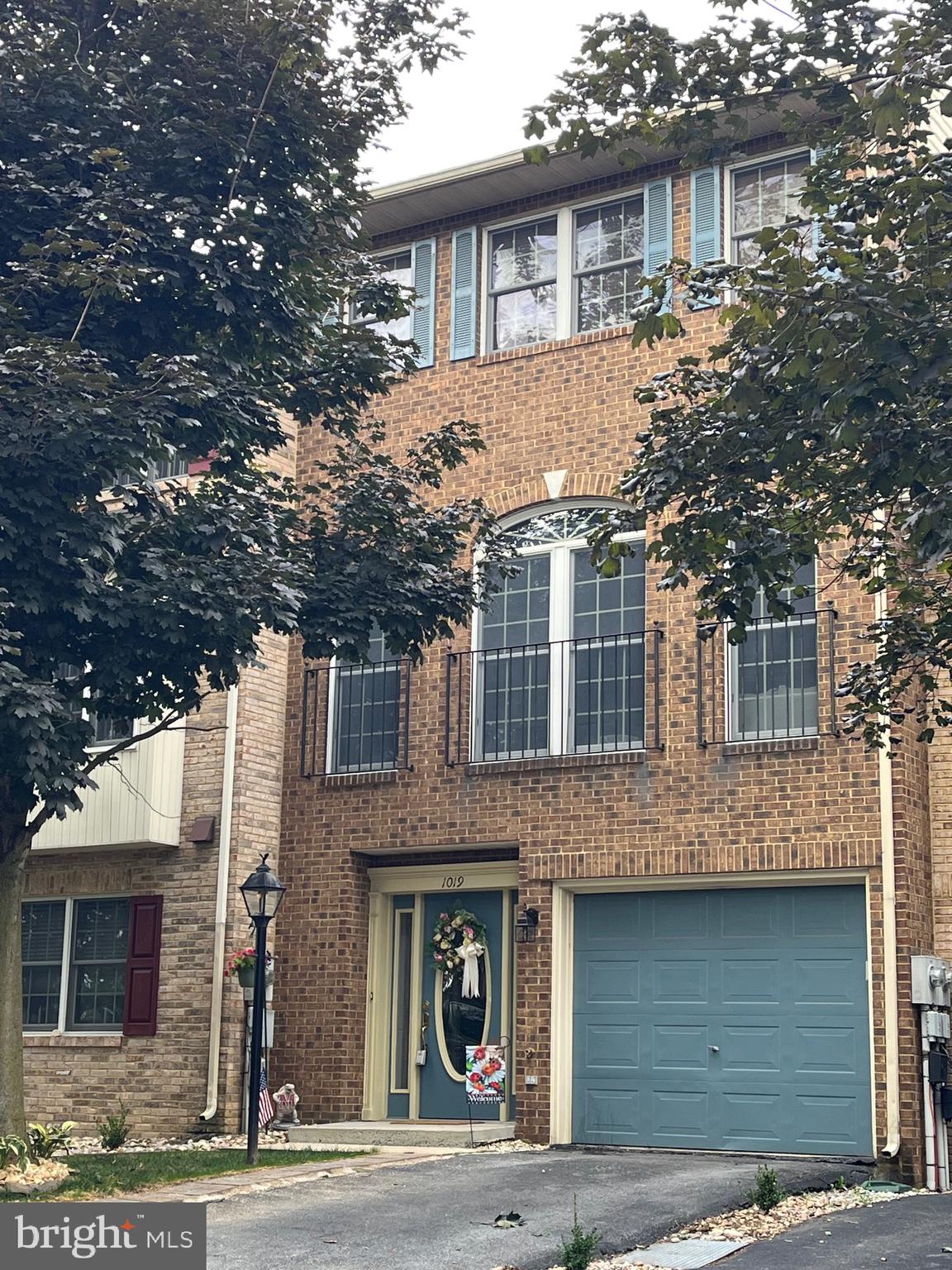 WOW! You will want to see this one with all the nice improvements and amenities! Hardwood floor in entrance foyer greets you as you enter! On this level you'll find a half bath and family room with fireplace. Step outside to the patio and yard for nicely groomed yard with easy access to community pathway. Living room has bright windows for natural light and is spacious for furniture placement. The dining room has hardwood floors which are easily maintained. Come into the kitchen where you can prepare those tasty meals with all the modern conveniences. Bright natural light with the windows and atrium door make this space so appealing. Upgraded granite counter tops with Stainless appliances and center island, plus there is table space too! Step out to the deck with natural gas hook up for your grill Entertaining here is easy-peasy! You'll want to enjoy the beautiful sunsets from your private deck too!
The upper level hosts 3 spacious bedrooms with vaulted ceiling in the primary bedroom. The primary bathroom is a "must see" with total renovations including new custom shower and ceramic tile with granite countertops. Modern faucets, lighting and fixtures are upgraded. The primary bathroom is one of a kind !
The bedroom level also has laundry area with full size washer and dryer, that convey. 2 more bedrooms make this townhouse perfect for those who want to have a move in ready home!
The location is superb....close to shopping , restaurants and interstates. The community has many amenities featuring outdoor pool, tot lot and pathways.