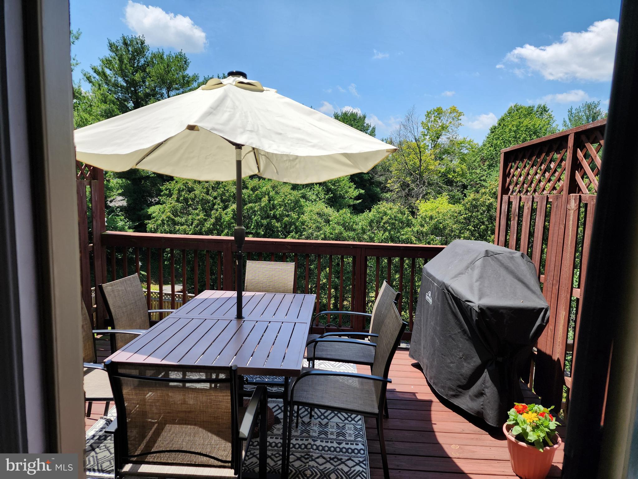 NORTH GATE TOWNE HOMES - Residential