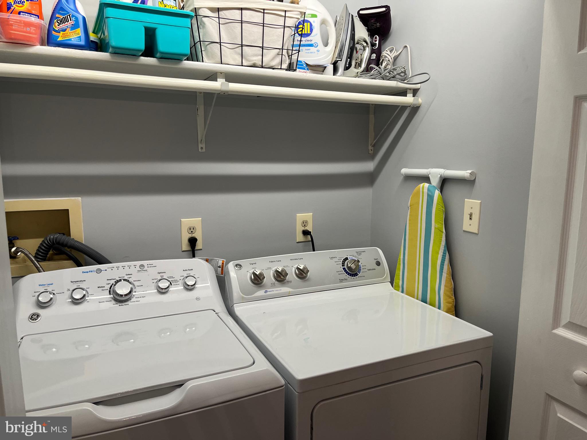 NORTH GATE TOWNE HOMES - Residential