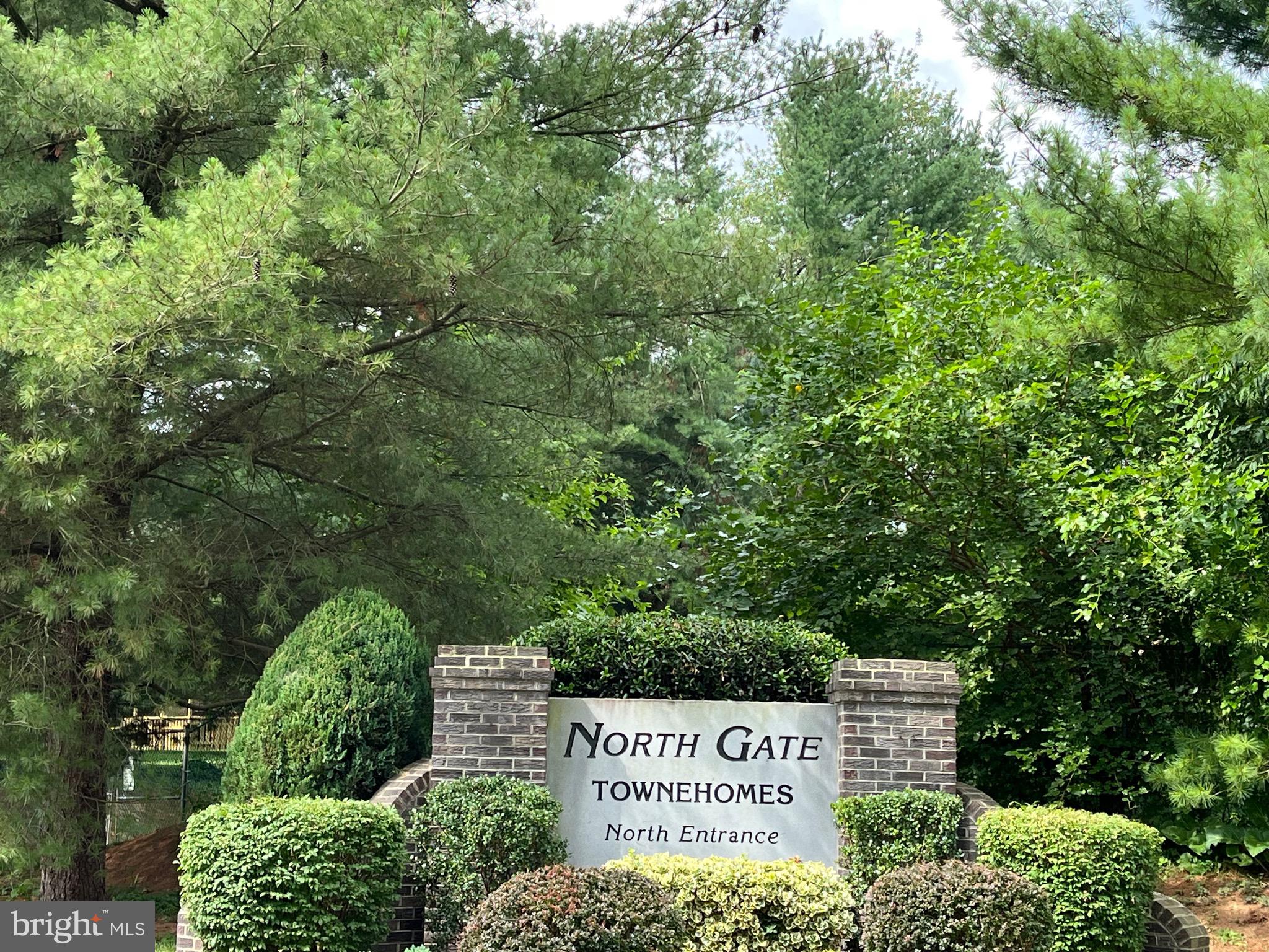 NORTH GATE TOWNE HOMES - Residential