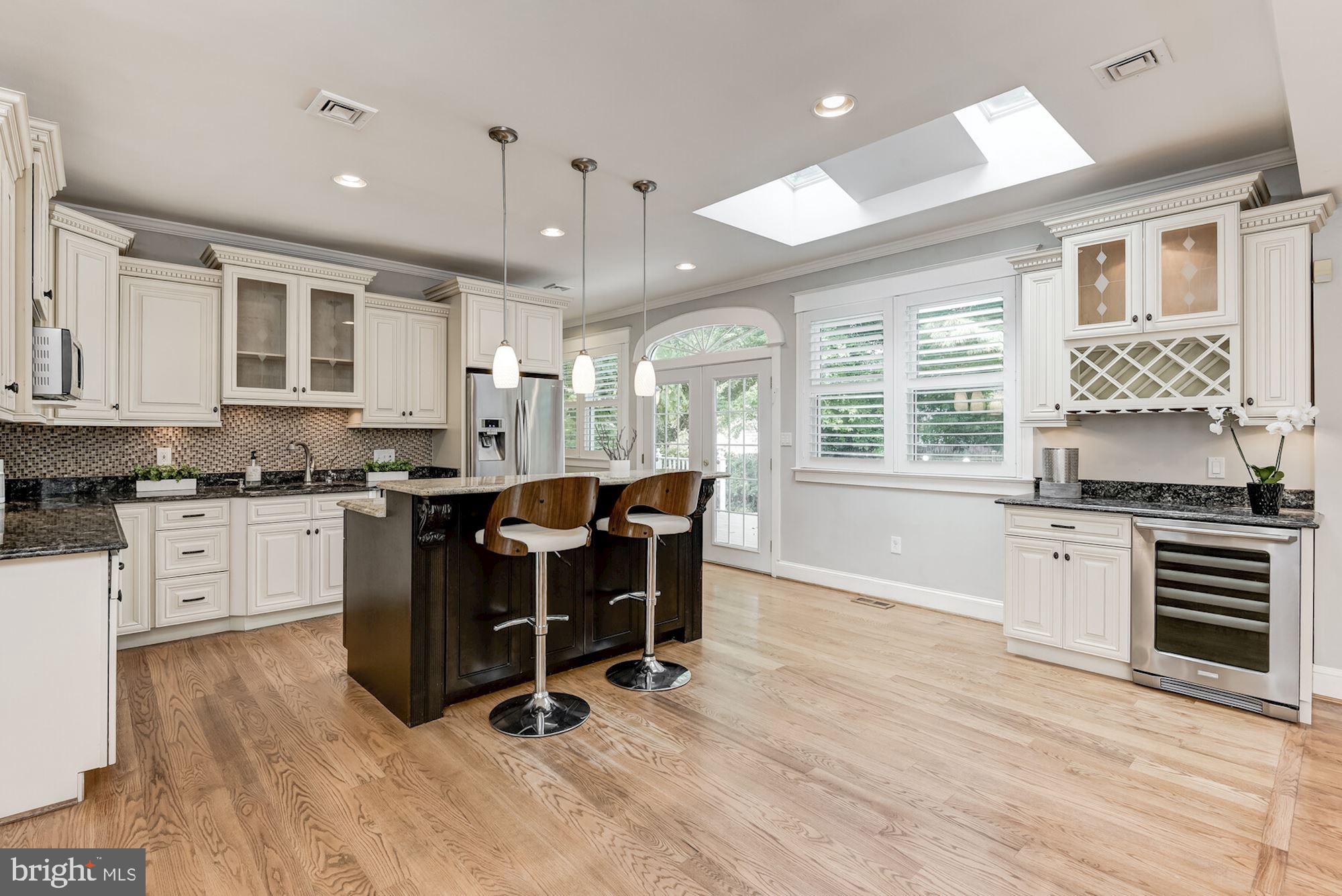 CHEVY CHASE - Residential