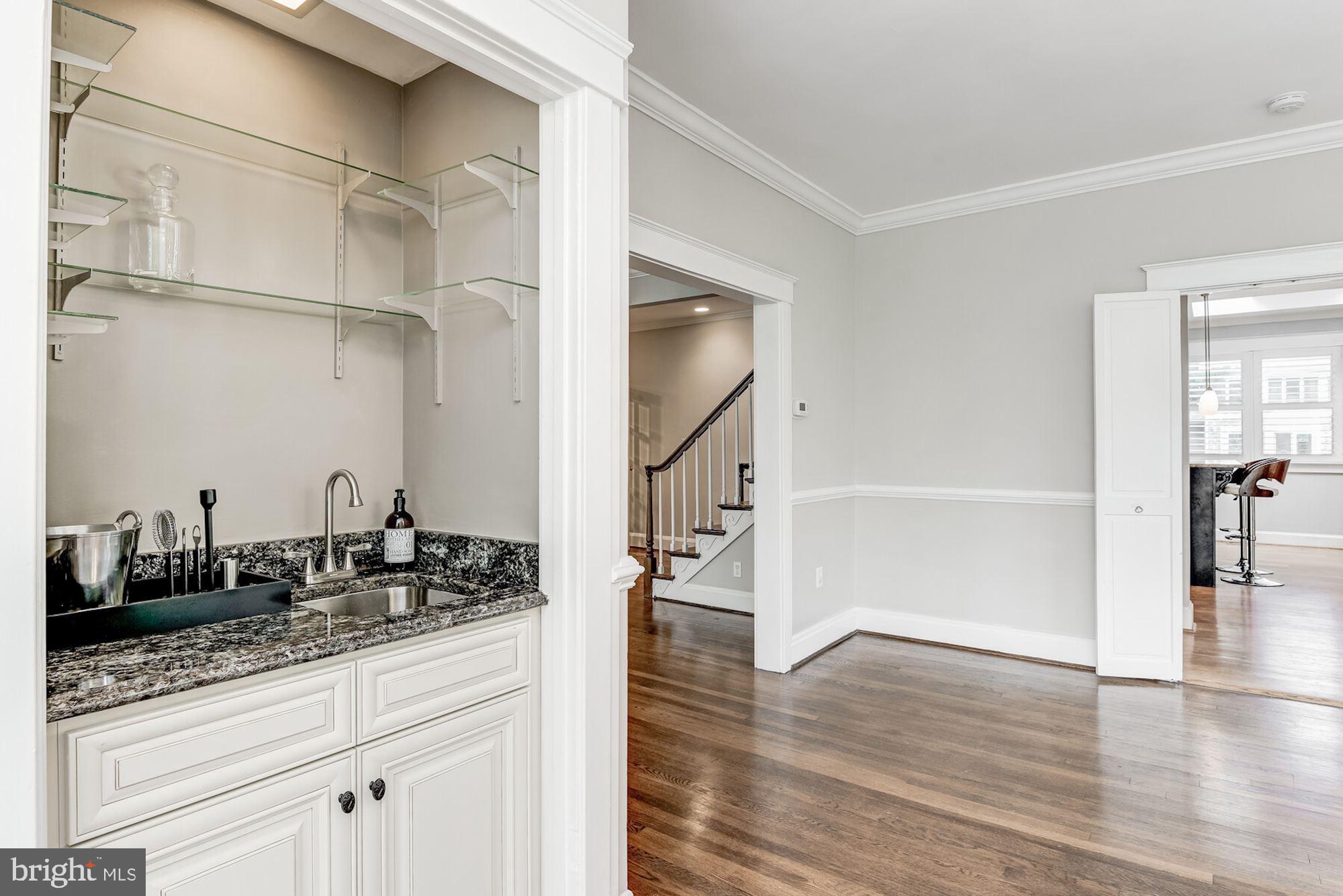 CHEVY CHASE - Residential