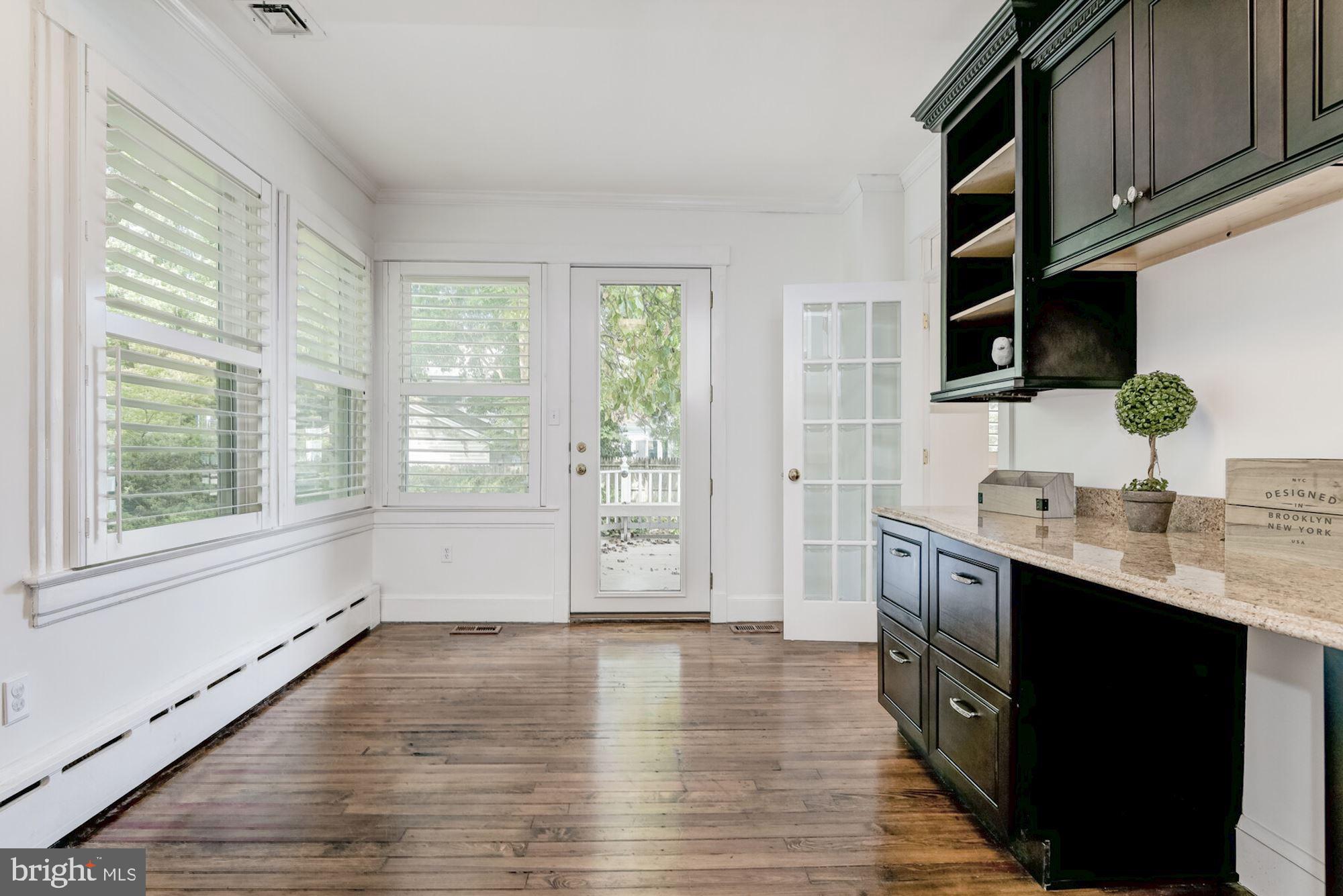 CHEVY CHASE - Residential