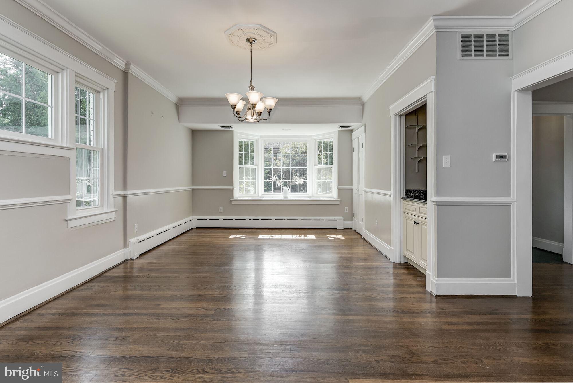 CHEVY CHASE - Residential