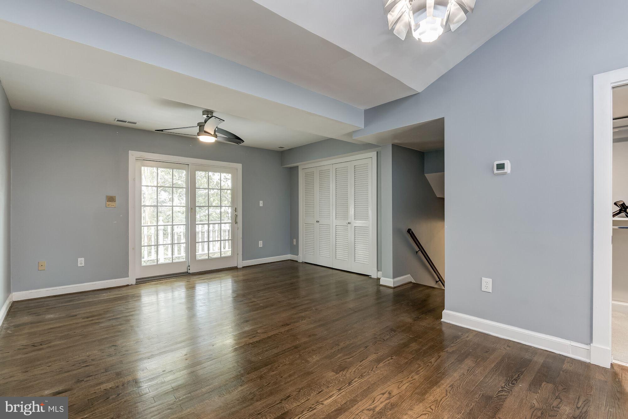 CHEVY CHASE - Residential