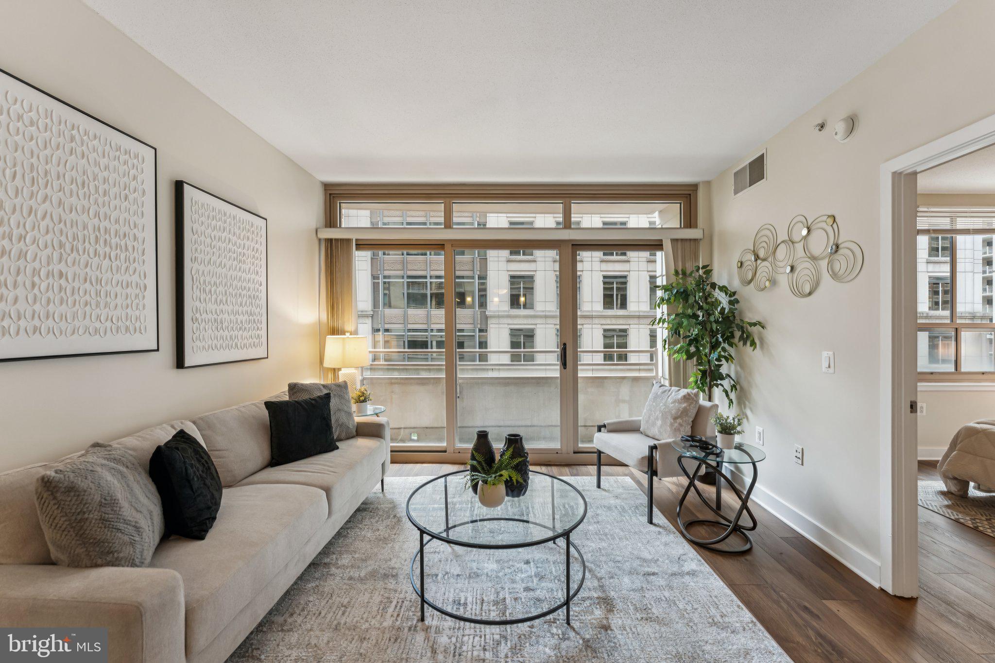888 N QUINCY STREET 409