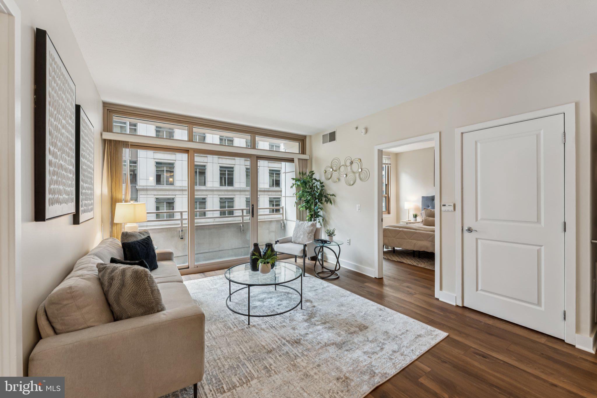 888 N QUINCY STREET 409