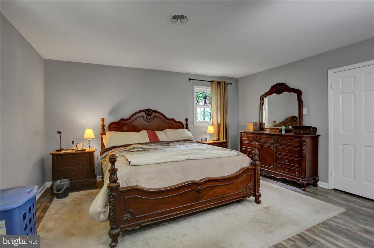GREENE KNOLLS - Residential