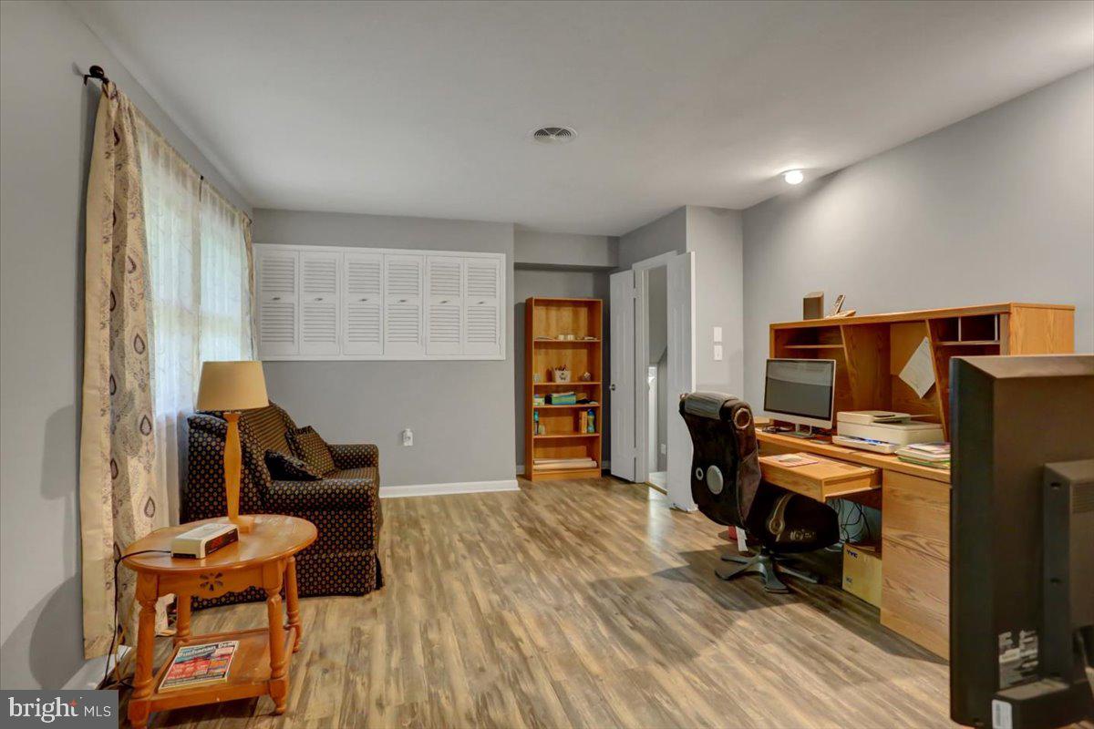 GREENE KNOLLS - Residential