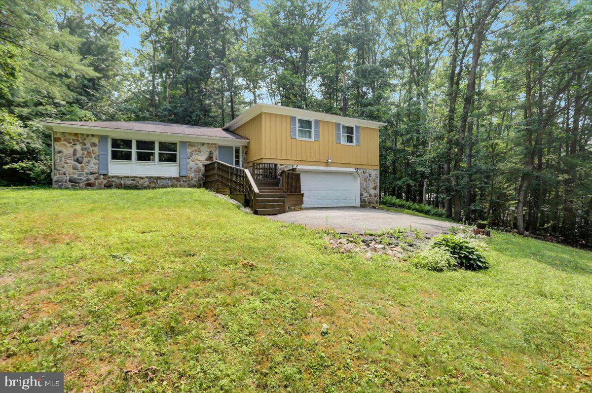 GREENE KNOLLS - Residential