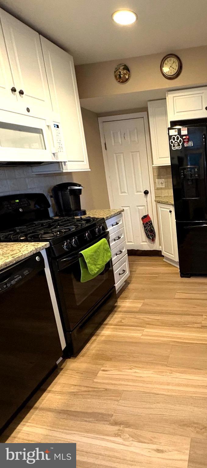 FIVE POINTS - Residential