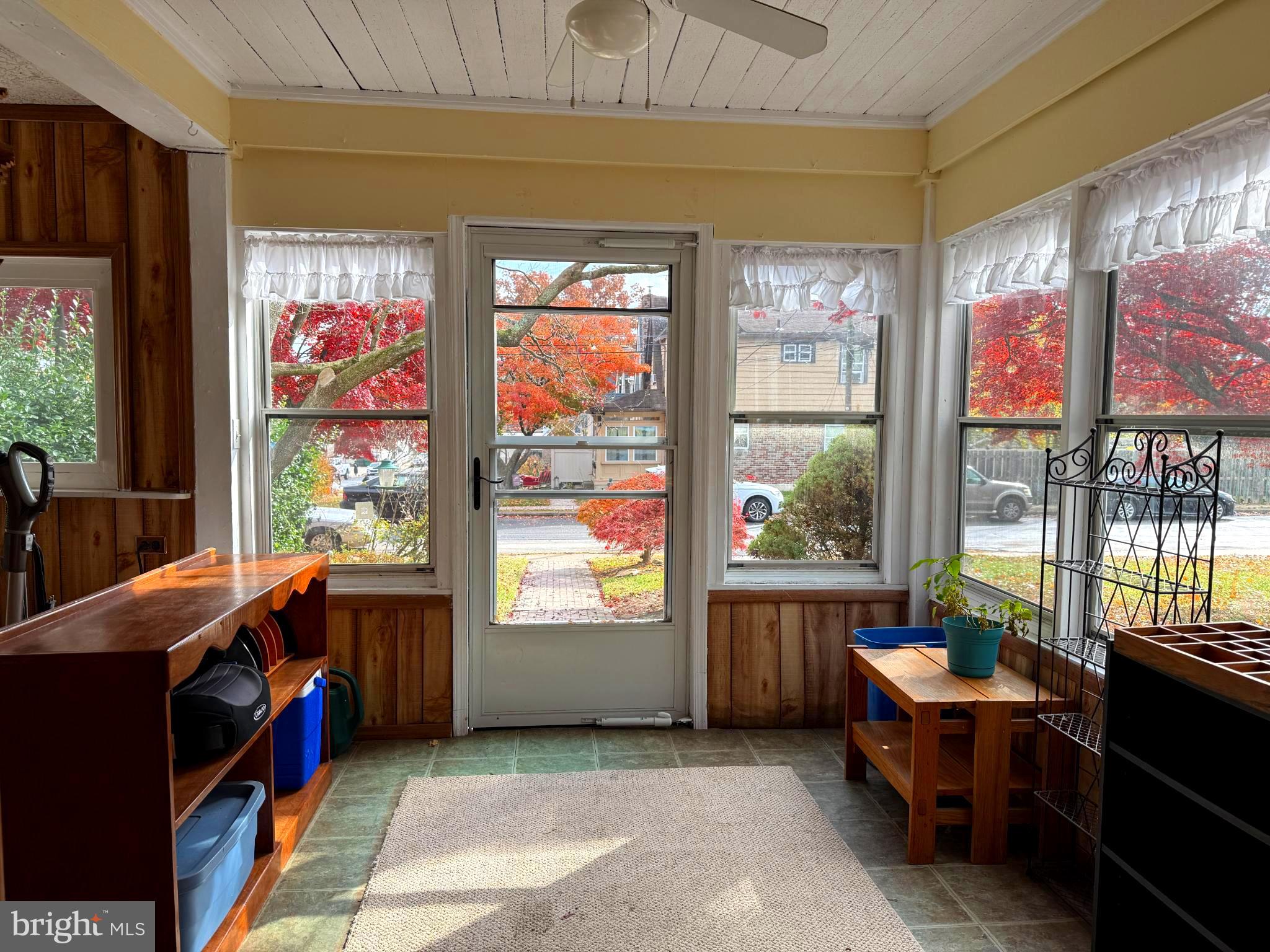 FIVE POINTS - Residential