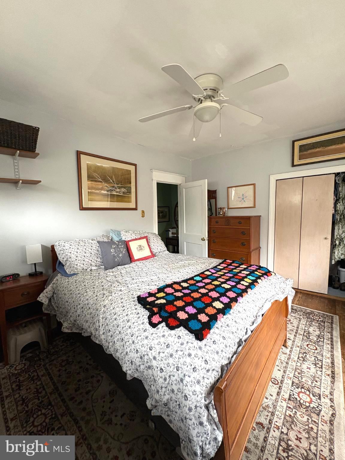 FIVE POINTS - Residential