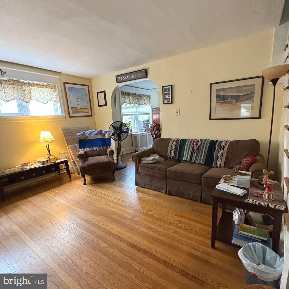 FIVE POINTS - Residential