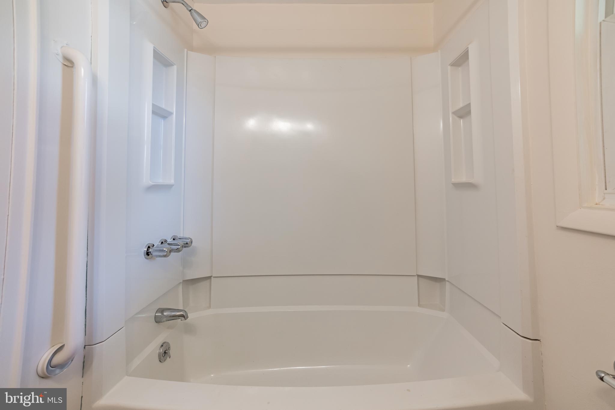 GREENTREE - Residential Lease