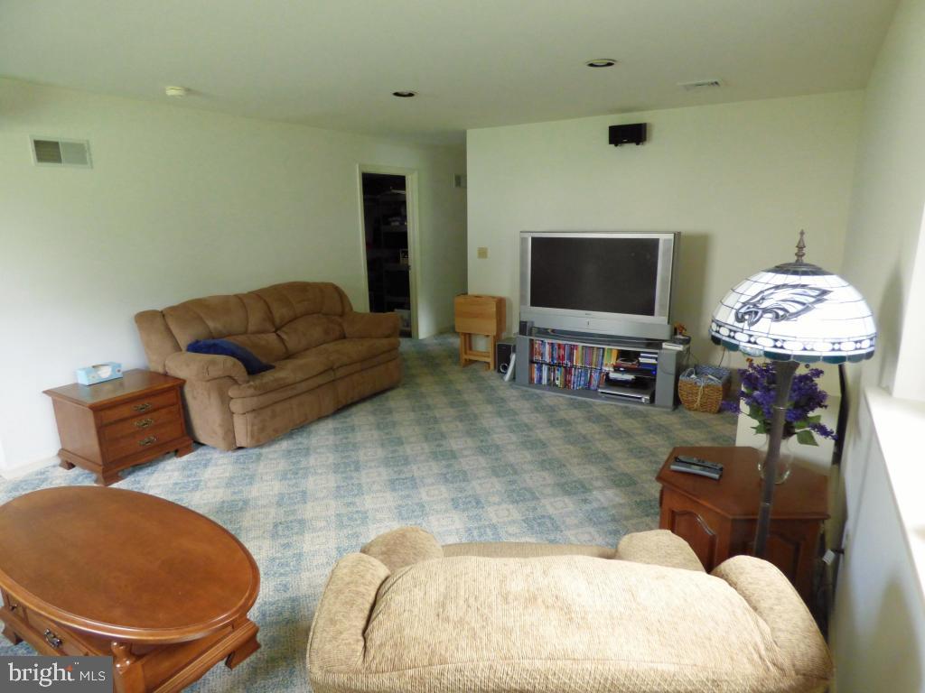 BRADFORD RUN - Residential