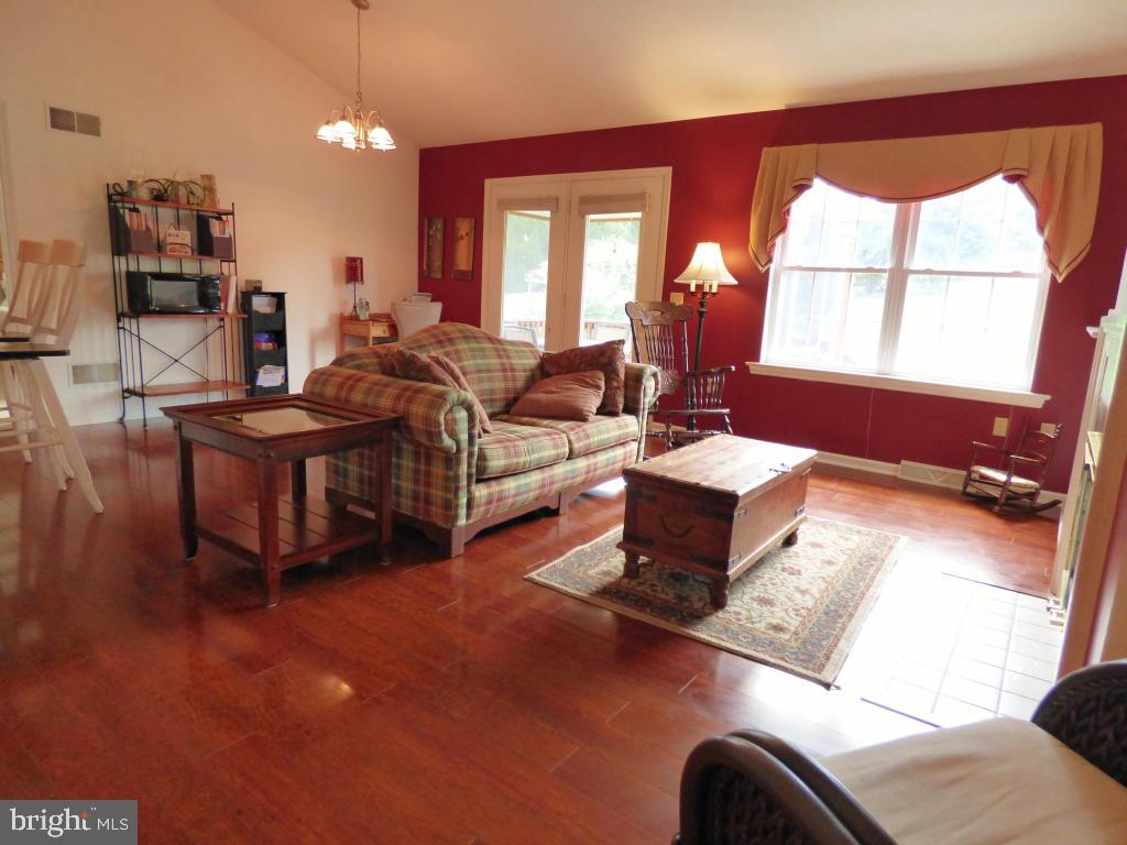 BRADFORD RUN - Residential