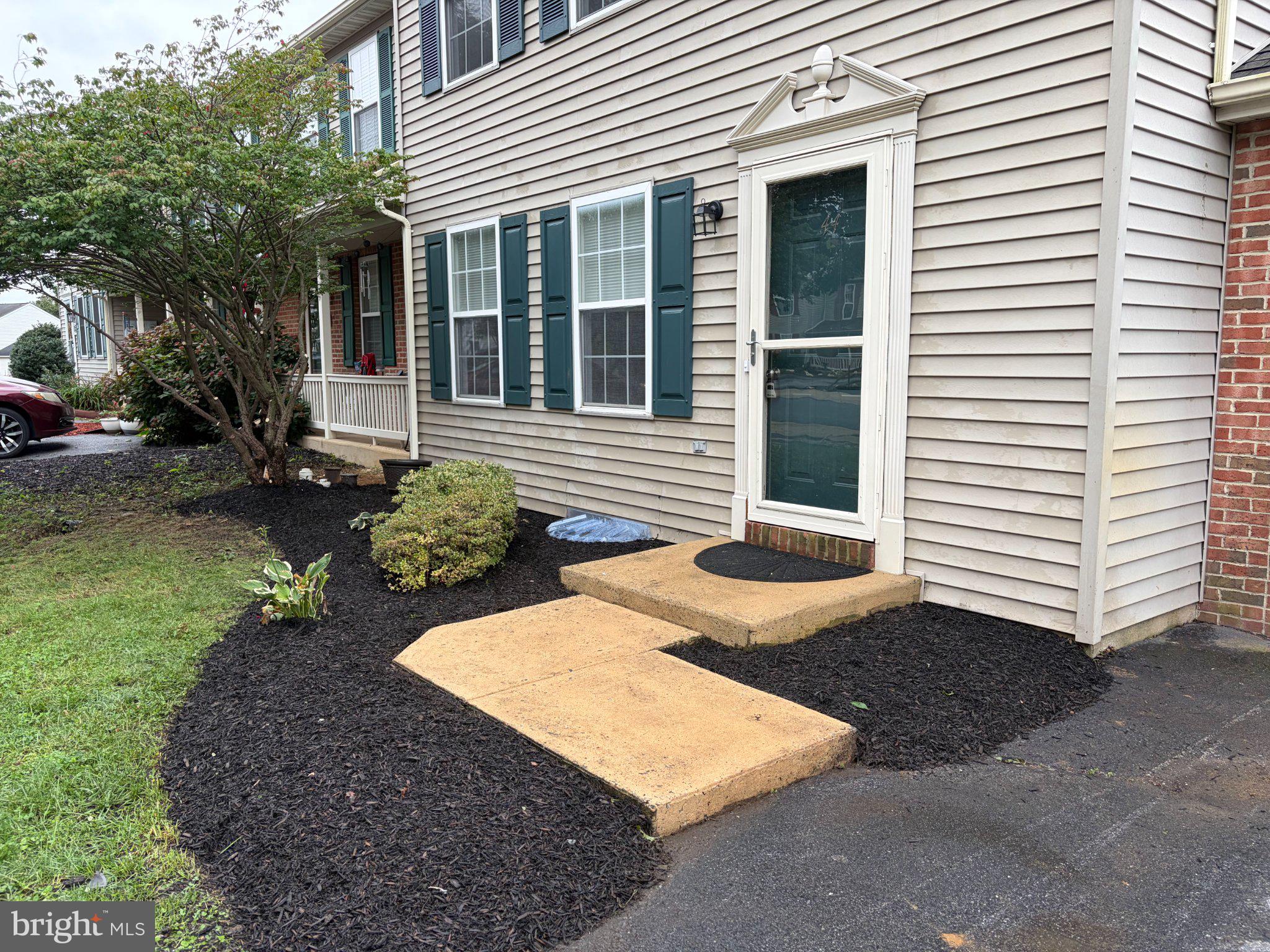 44 ASHLEY DRIVE