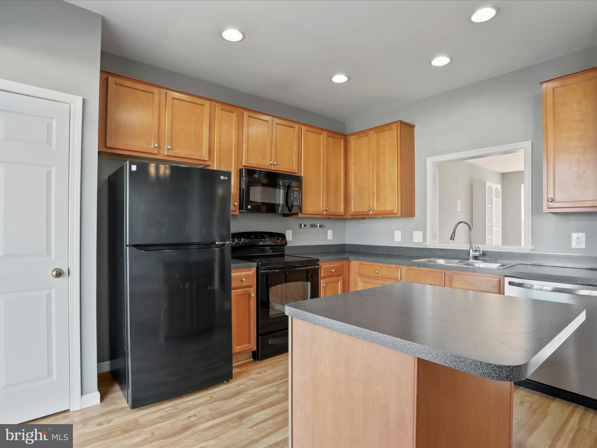 BERKELEY RIDGE - Residential