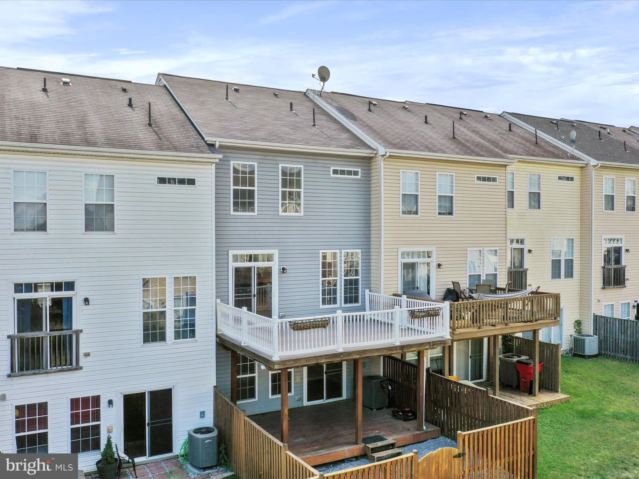 BERKELEY RIDGE - Residential