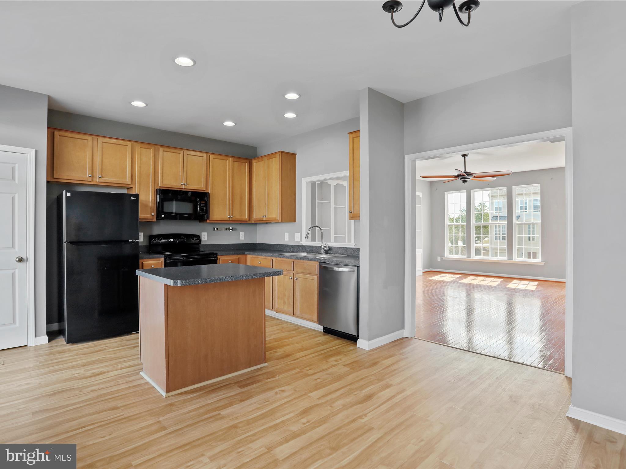 BERKELEY RIDGE - Residential