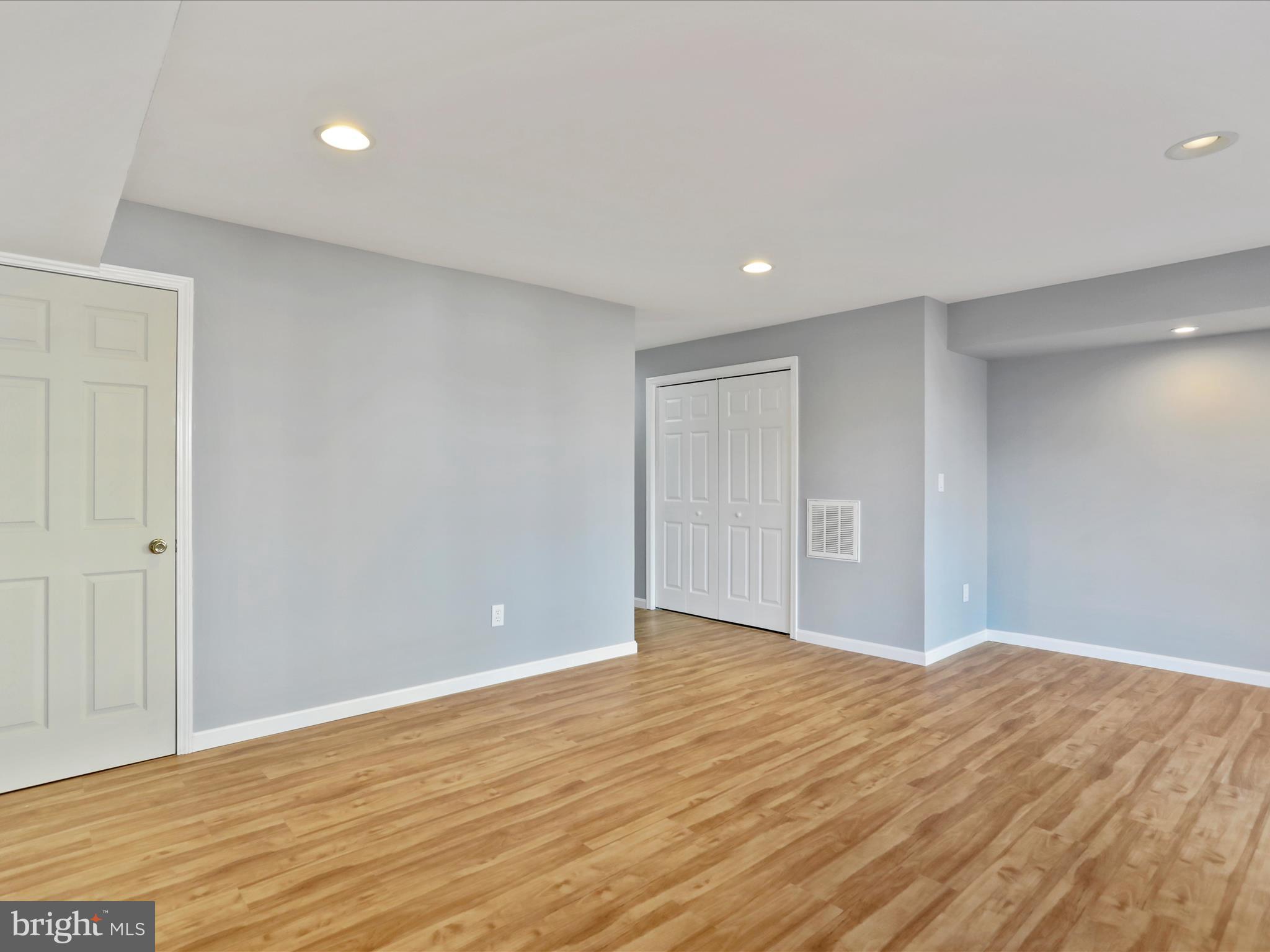 BERKELEY RIDGE - Residential