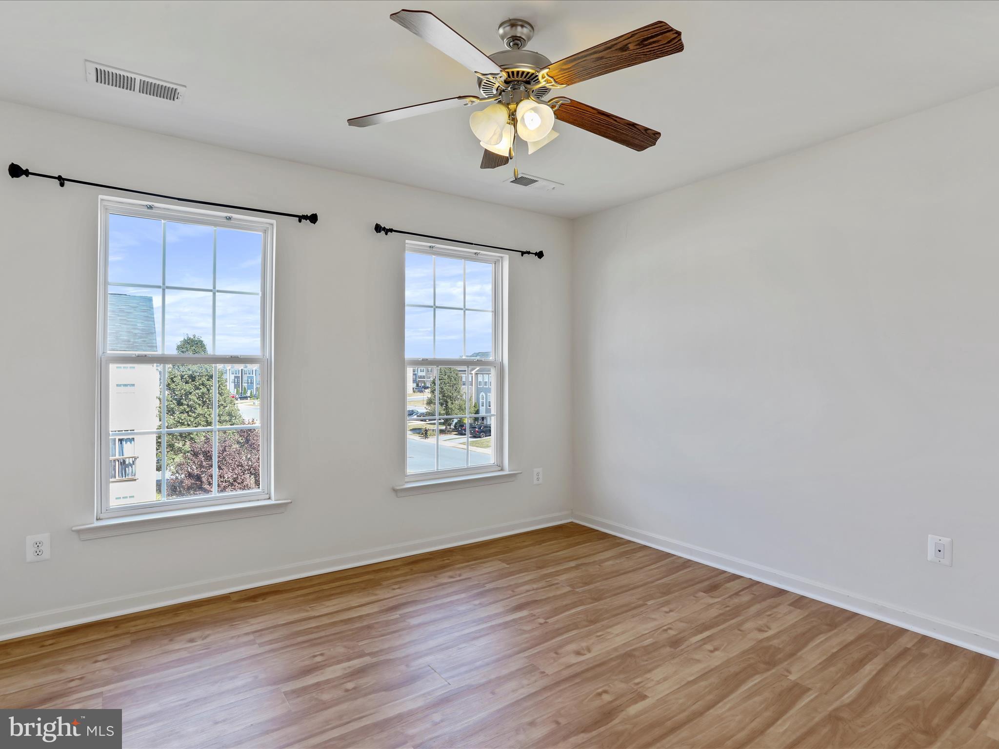 BERKELEY RIDGE - Residential