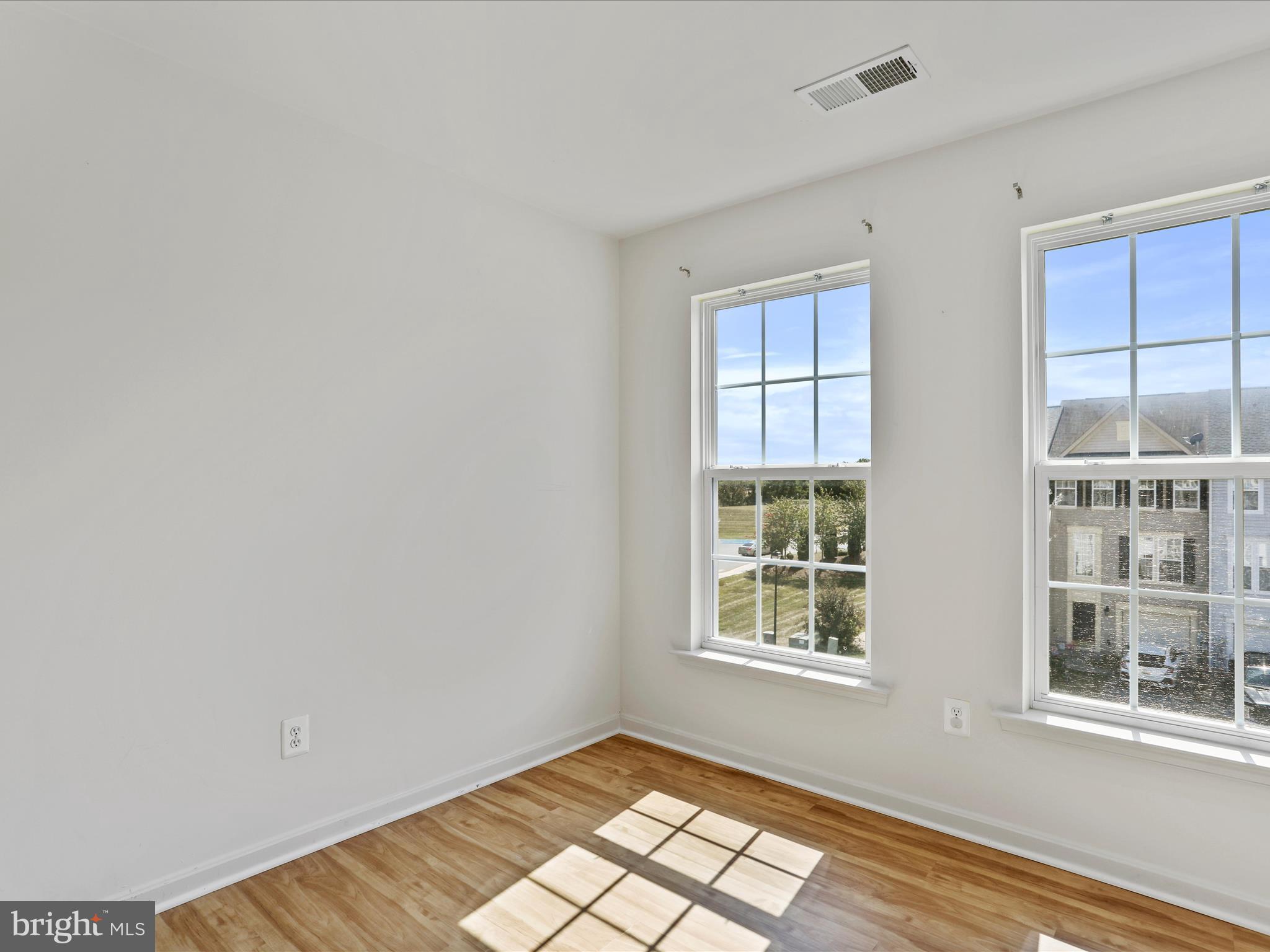 BERKELEY RIDGE - Residential