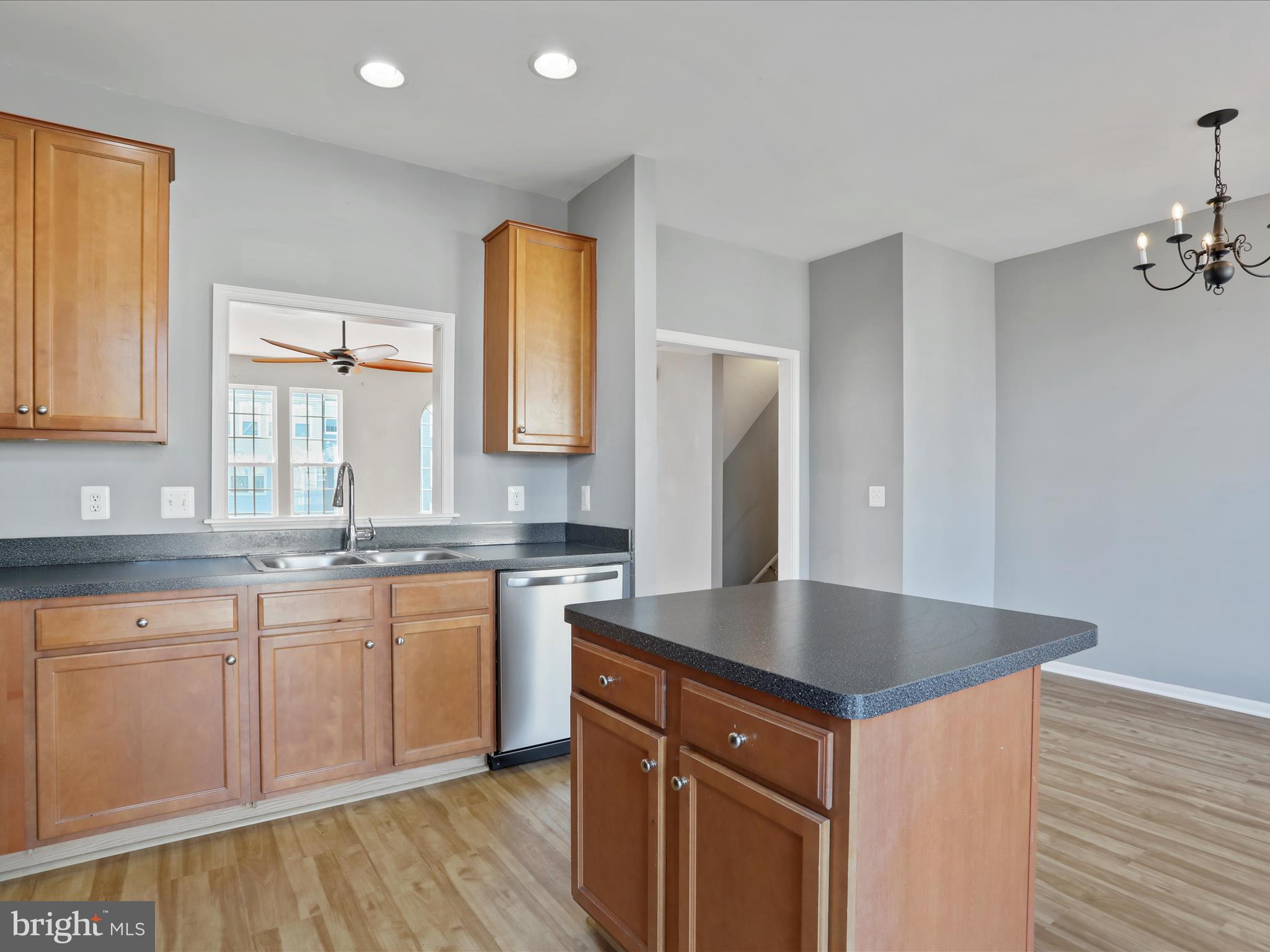 BERKELEY RIDGE - Residential