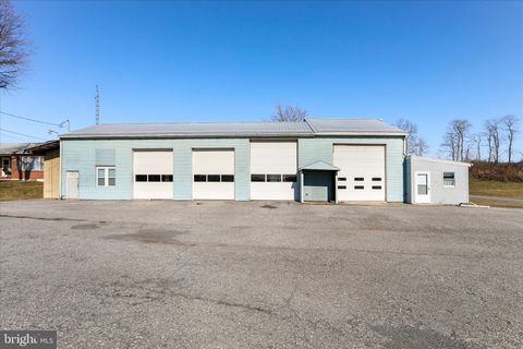 Photo of 8565 Lincoln Way West, SAINT THOMAS, PA 17252 (MLS # PAFL2033196)